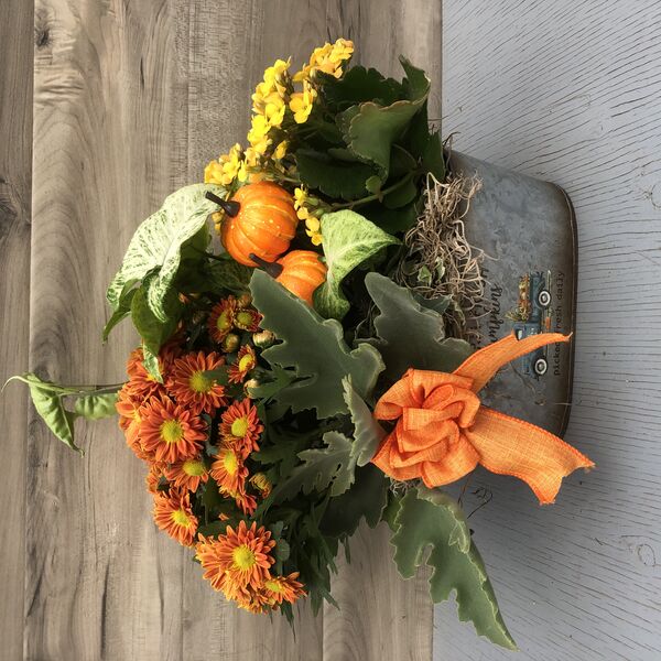 Seasonal Hues Oval: 9.75 x 5.125 x 4.25 inch H
